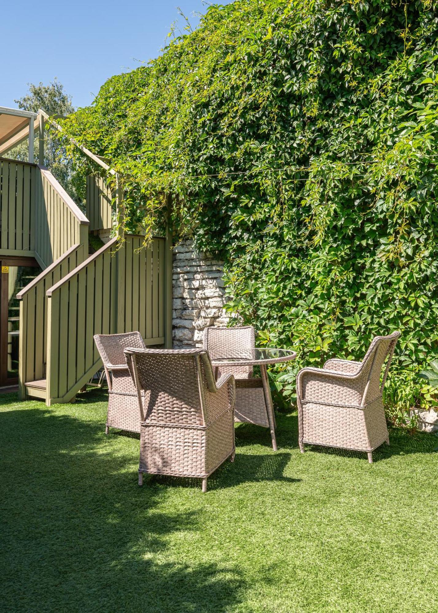 City Center Garden Camping Talin Exterior foto