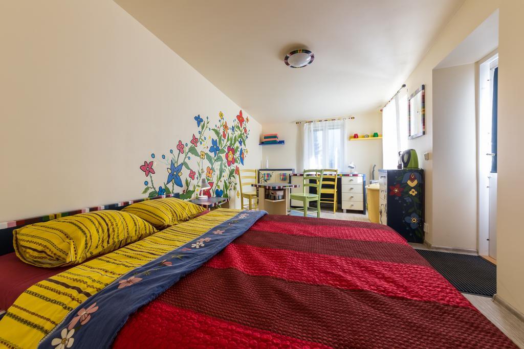 City Center Garden Camping Talin Exterior foto