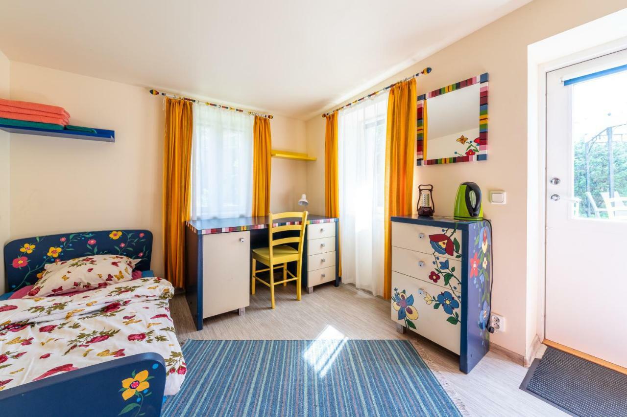 City Center Garden Camping Talin Exterior foto