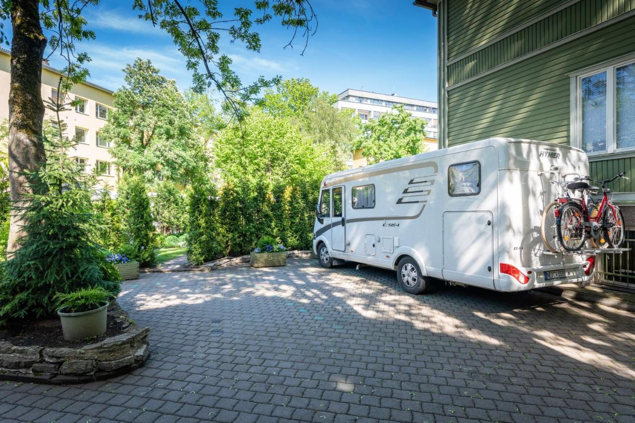 City Center Garden Camping Talin Exterior foto